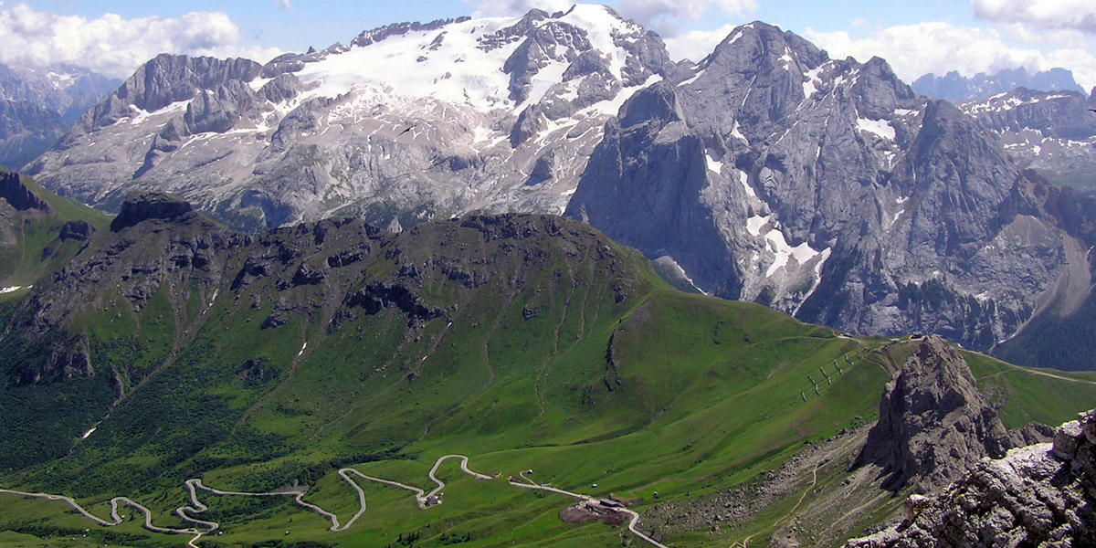 Marmolada vom Sass Pordoi aus gesehen (Südtirol) - Autor: Much89 (bearbeitet)